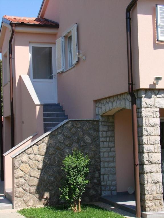 Premium Apartment Near Center And Beach With Parking Veglia Exterior foto